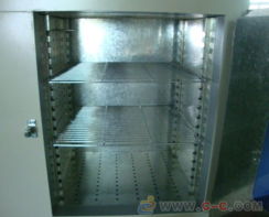 廣東食品烘焙箱與云南中藥材烘干箱的融合應用 食品烘烤設備的新視角